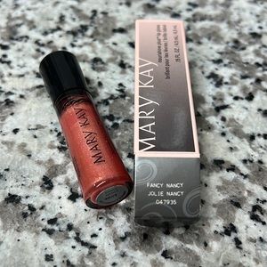 Mary Kay lip gloss